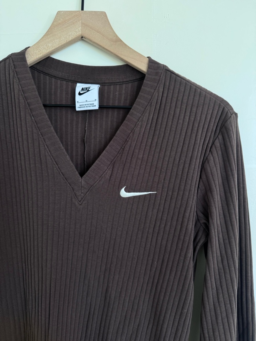 Nike Women's Brown Ribbed Boot-Cut Pants & Top *SET* - Picture 3 of 6